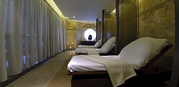spa relaxation room St James